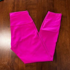 🍋 Lululemon 25” wonder train, size 6, pink